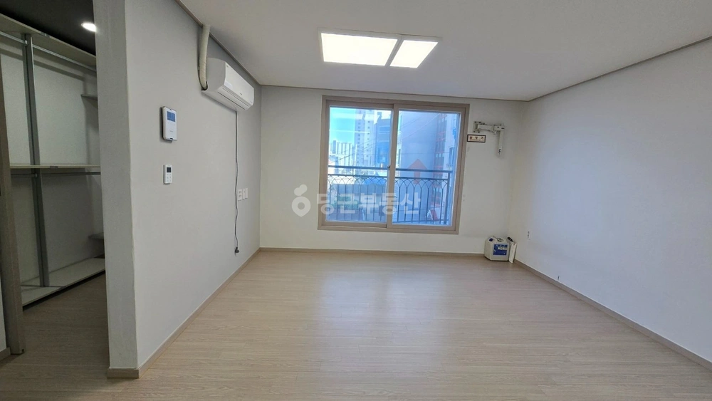 부산광역시 동래구 사직동 원룸 사진 1