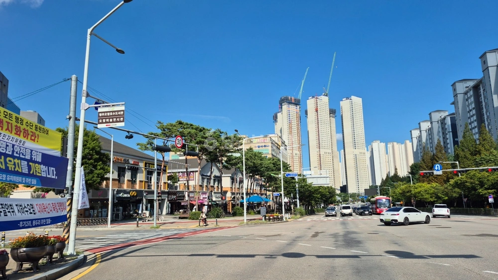 충청북도 청주시 청원구 오창읍 상가 사진 1