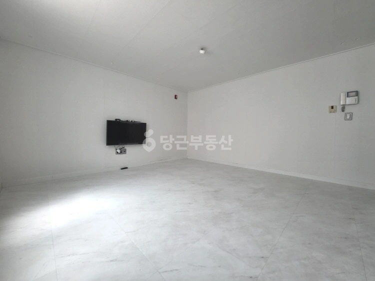 대전광역시 서구 탄방동 원룸 사진 1