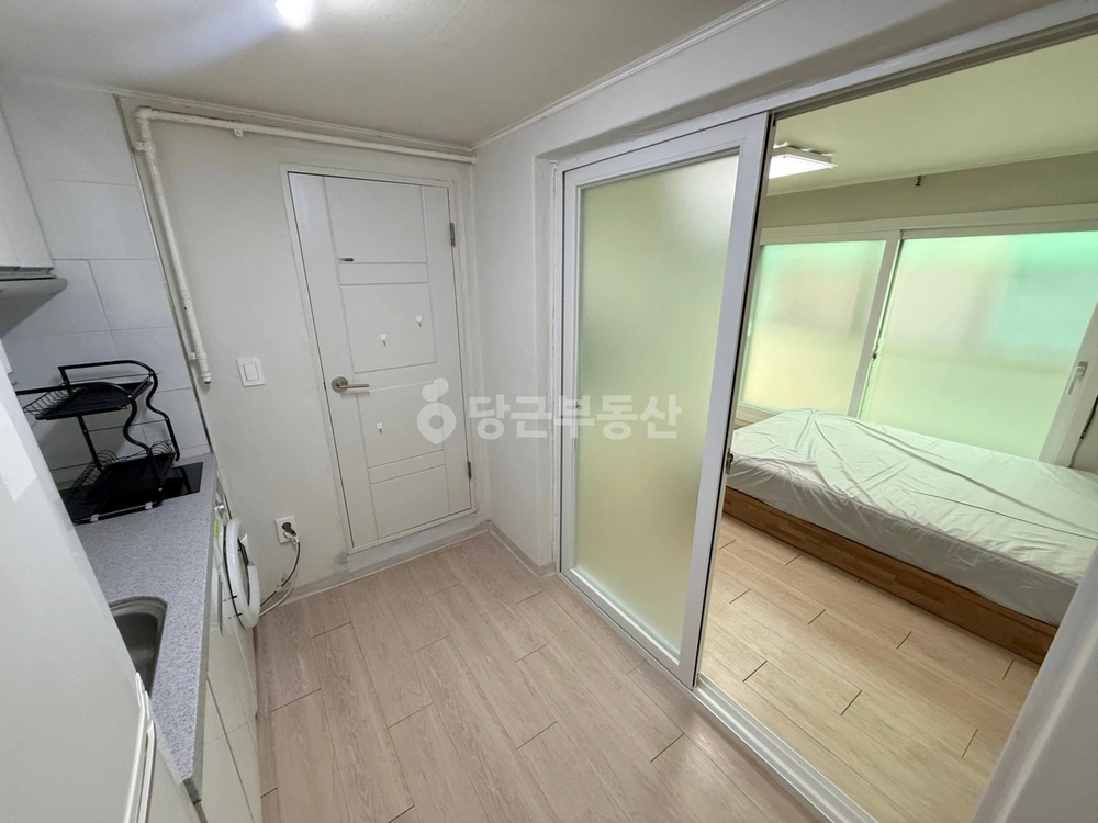 서울특별시 강남구 역삼동 원룸 사진 1