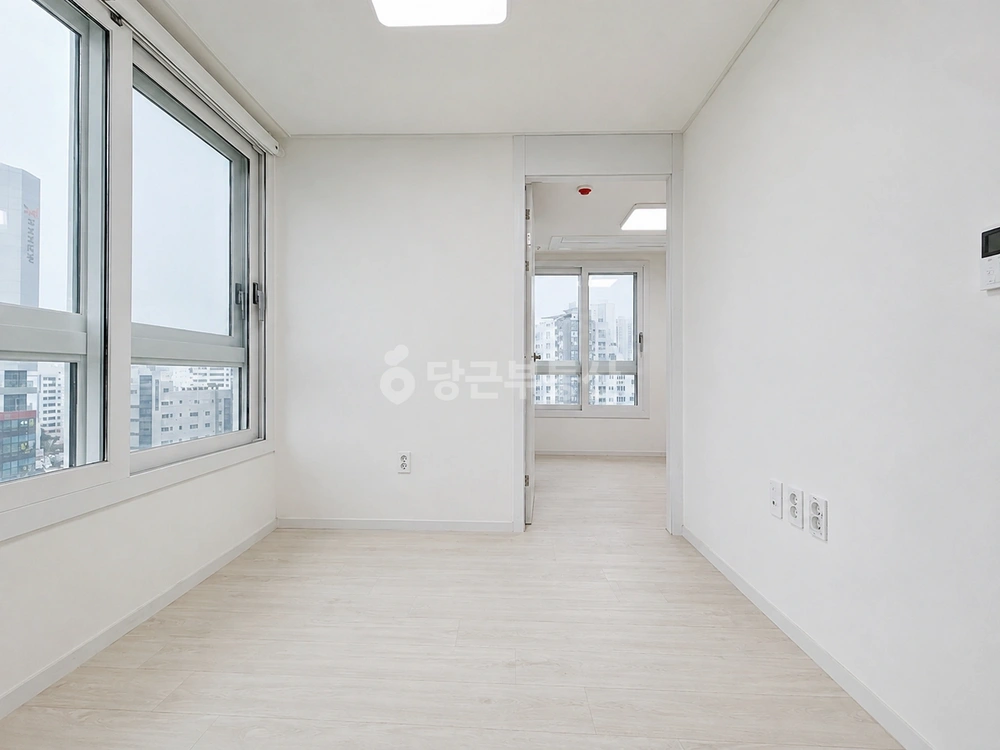 부산광역시 동래구 수안동 오피스텔 사진 1