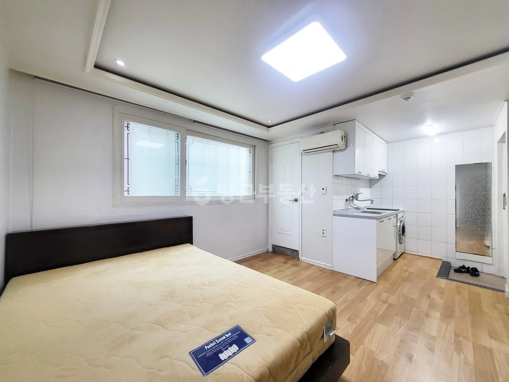 서울특별시 강남구 역삼동 원룸 사진 1