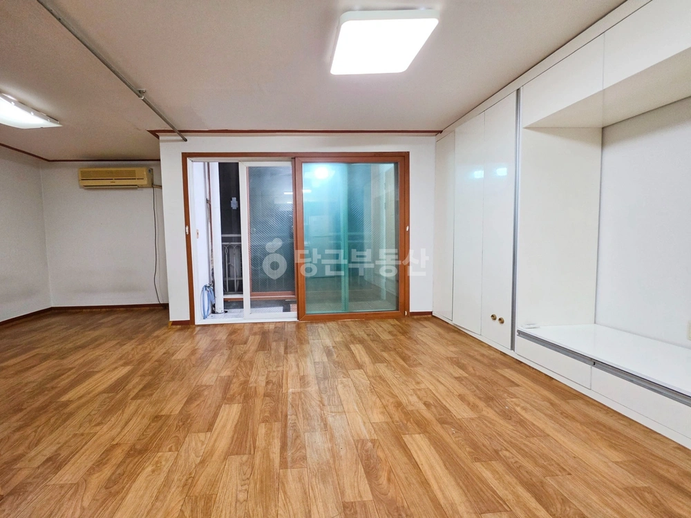 부산광역시 부산진구 부전동 아파트 사진 1