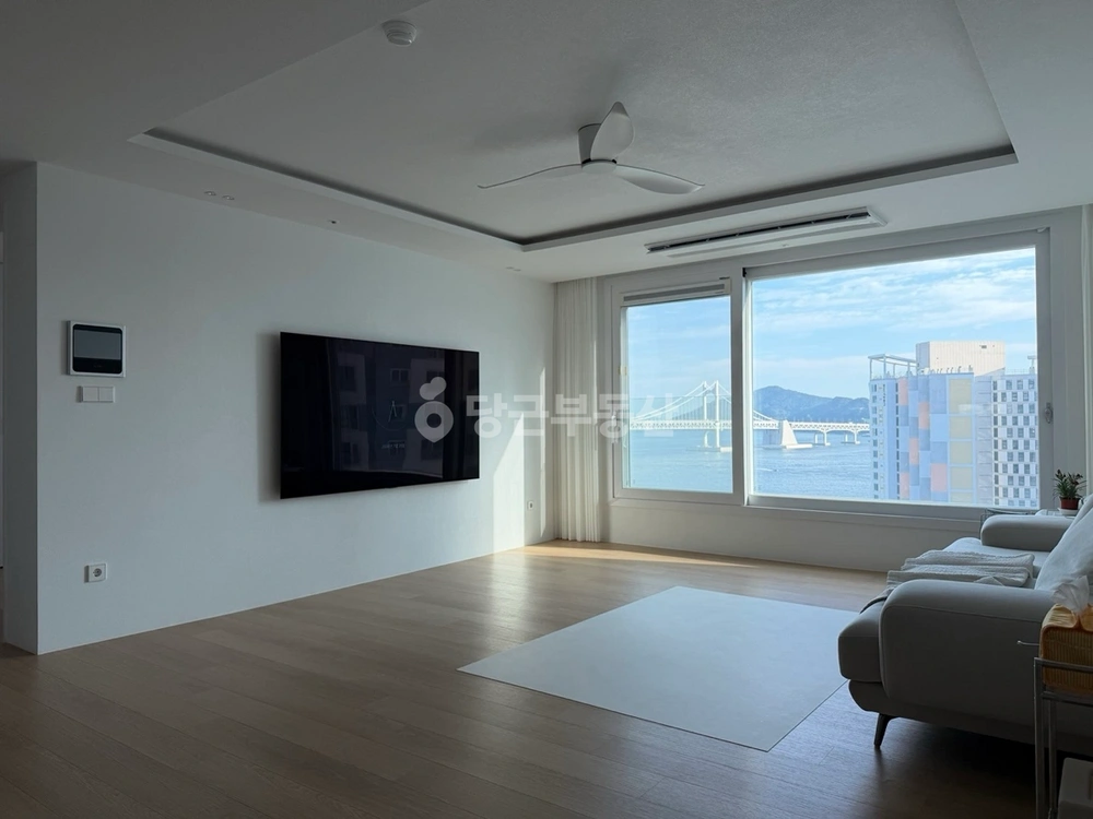 부산광역시 수영구 민락동 아파트 사진 1