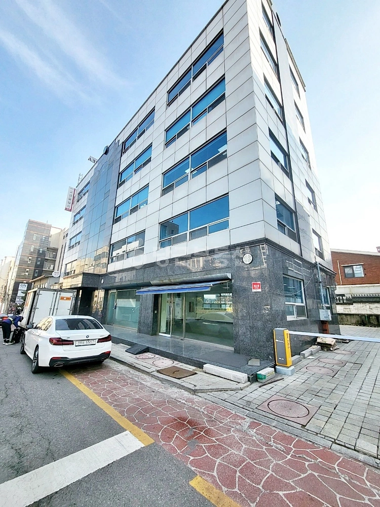 서울특별시 강남구 논현동 사무실 사진 1