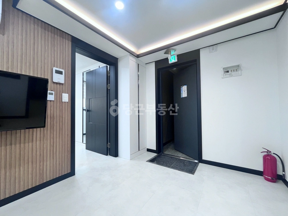 대전광역시 서구 탄방동 원룸 사진 1
