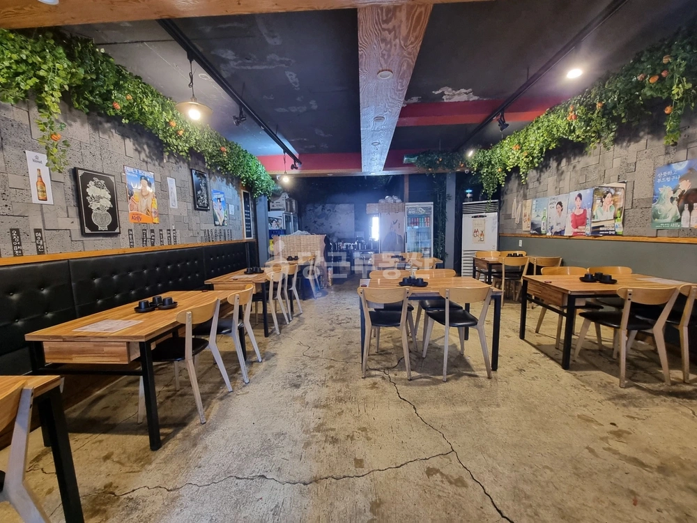 부산광역시 연제구 연산동 상가 사진 1