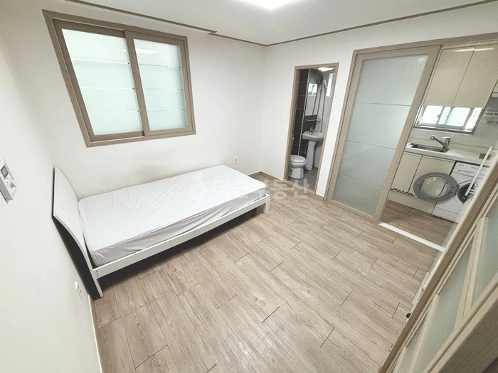 부산광역시 동래구 온천동 원룸 사진 1