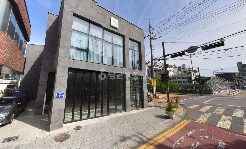 전남광주통합특별시 남구 양림동 상가 사진 1