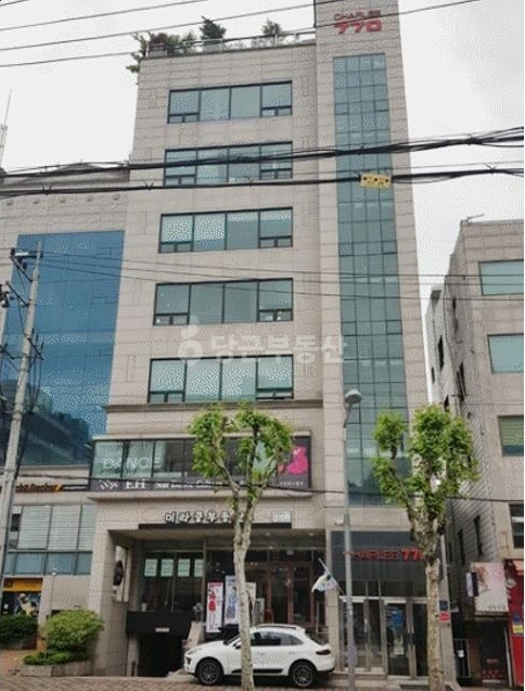 서울특별시 강남구 역삼동 건물 사진 1