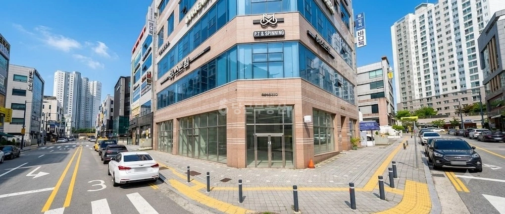 충청남도 천안시 서북구 불당동 상가 사진 1