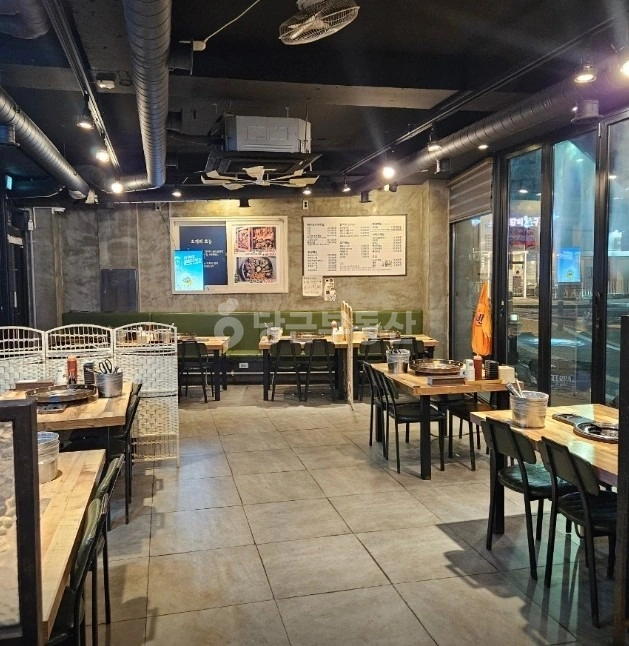 경기도 파주시 와동동 상가 사진 1