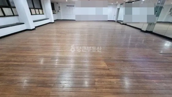 대전광역시 유성구 봉명동 상가 사진 1