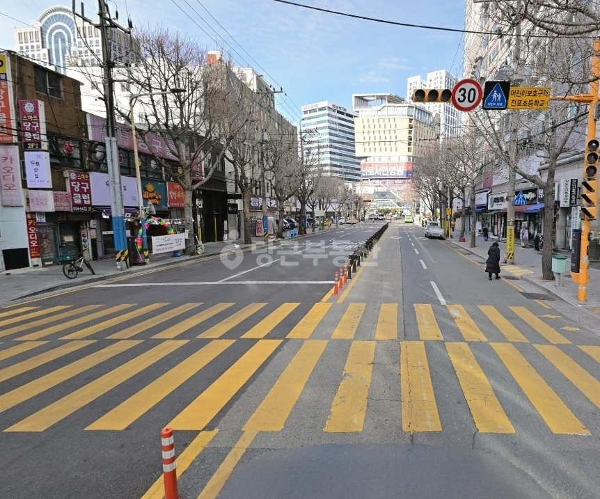 부산광역시 부산진구 전포동 상가 사진 1