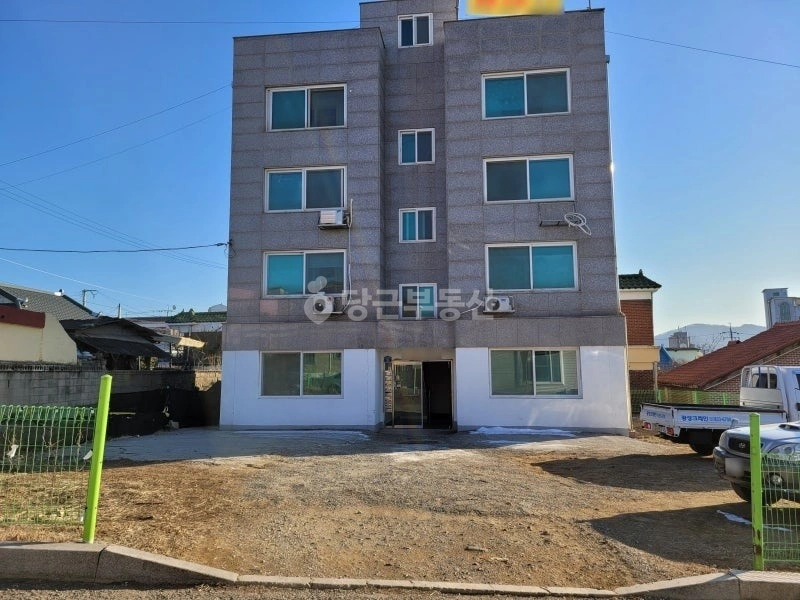 경기도 연천군 전곡읍 빌라(투룸 이상) 사진 1