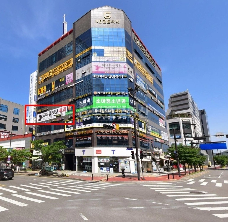 경기도 고양시 덕양구 원흥동 상가 사진 1