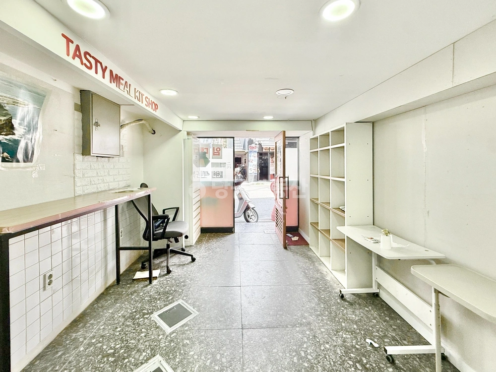 서울특별시 강남구 논현동 상가 사진 1