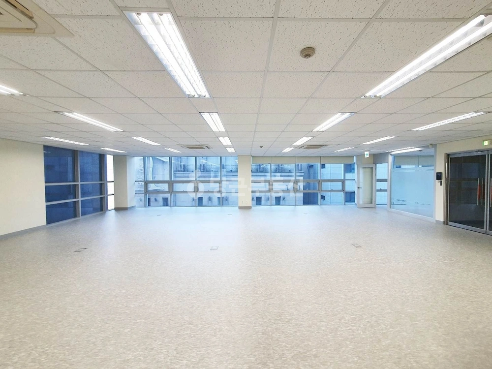 서울특별시 강남구 역삼동 사무실 사진 1