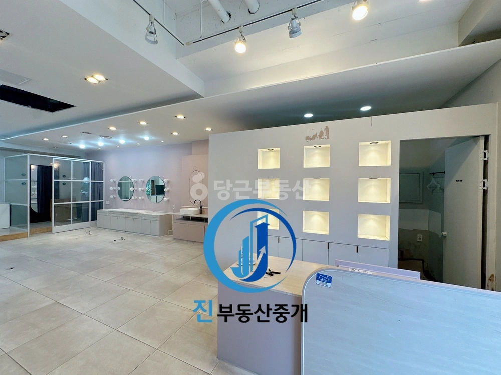 전남광주통합특별시 광산구 장덕동 상가 사진 1