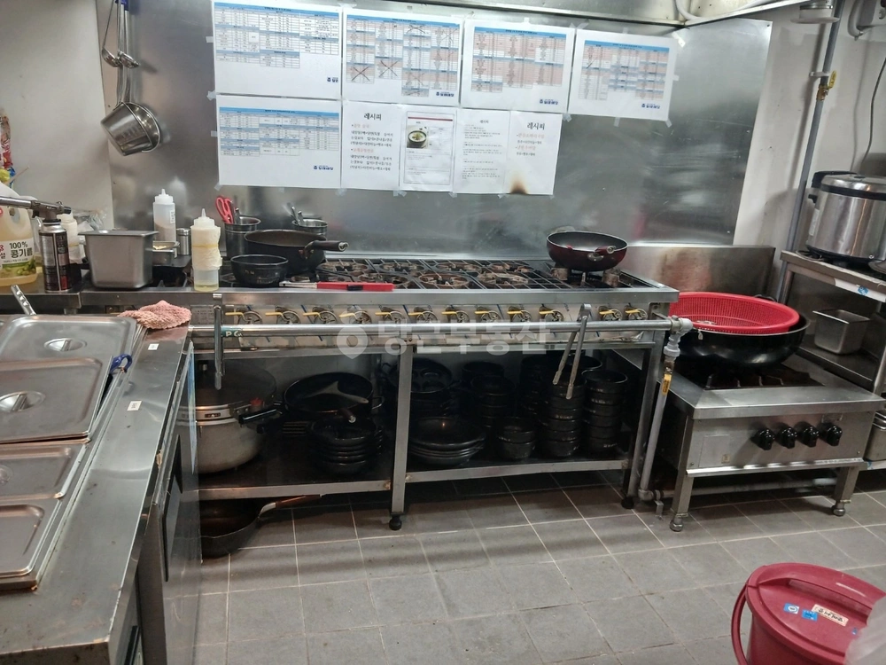 부산광역시 동구 범일동 상가 사진 1