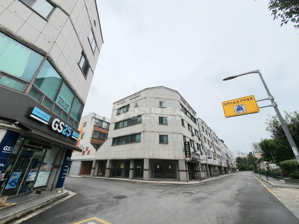 충청북도 청주시 흥덕구 복대동 상가 사진 1