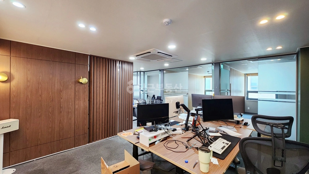 서울특별시 강남구 역삼동 사무실 사진 1