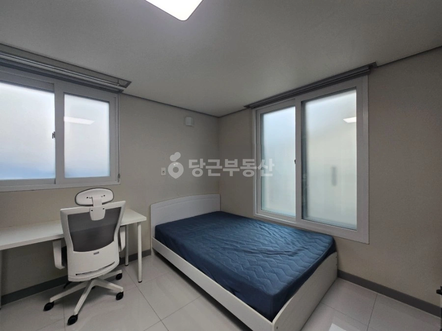 대전광역시 서구 월평동 원룸 사진 1
