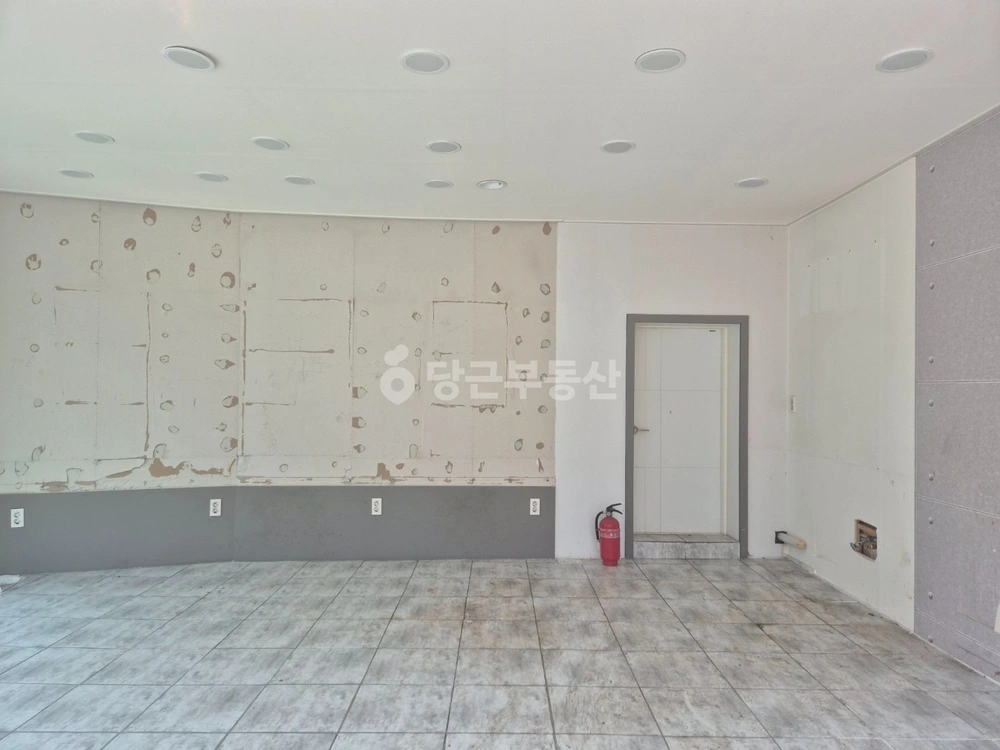 부산광역시 연제구 연산동 상가 사진 1