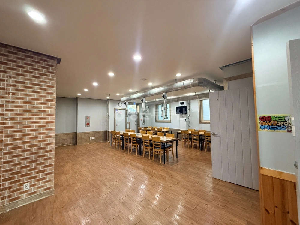 충청남도 천안시 동남구 신부동 상가 사진 1