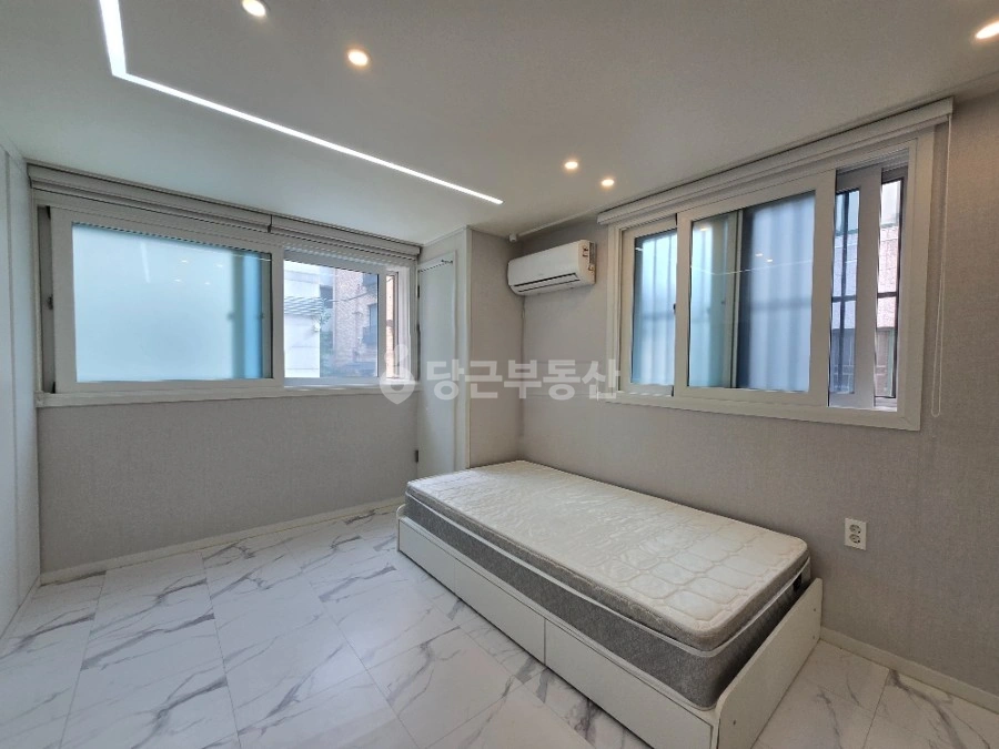 대전광역시 서구 탄방동 원룸 사진 1