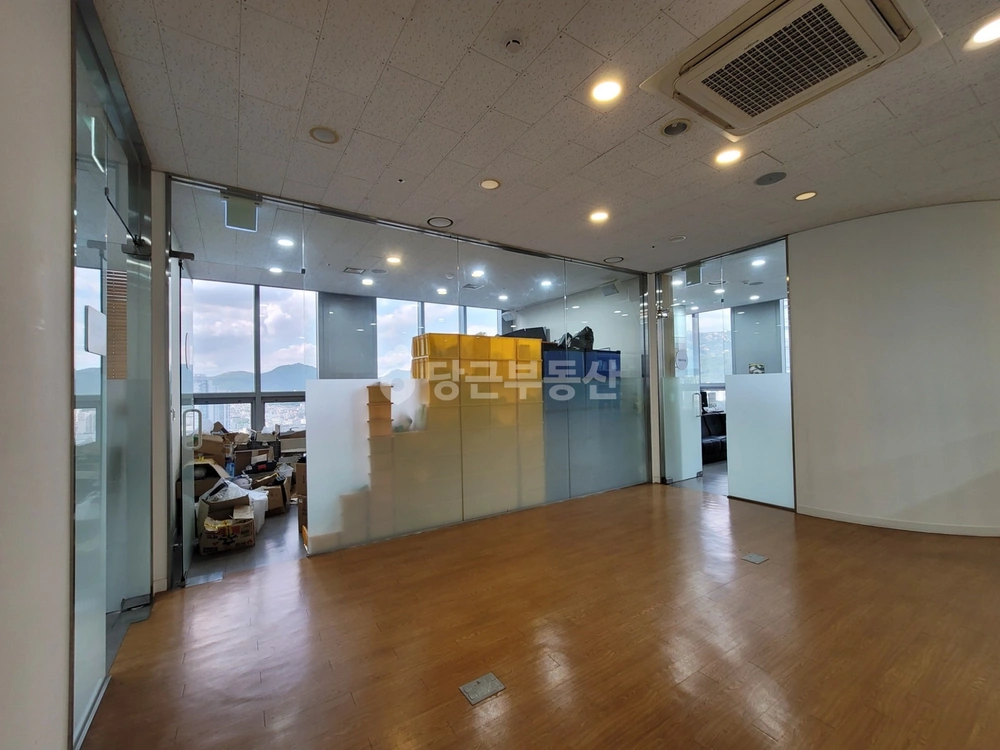경기도 안양시 동안구 관양동 사무실 사진 1