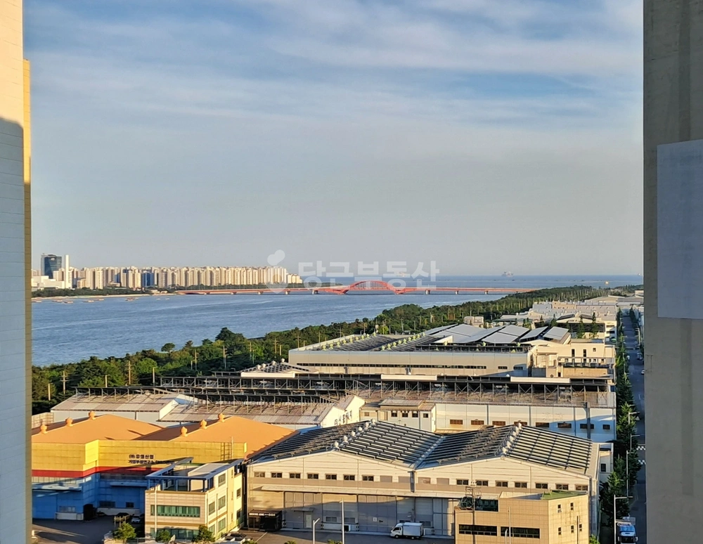 부산광역시 강서구 화전동 아파트 사진 1