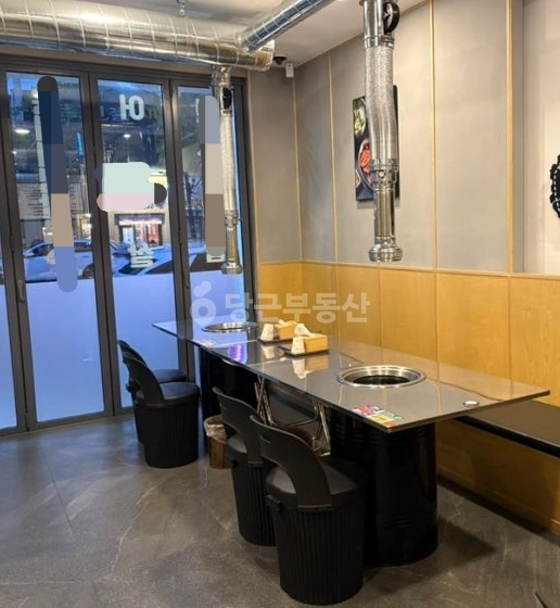 전남광주통합특별시 북구 용봉동 상가 사진 1