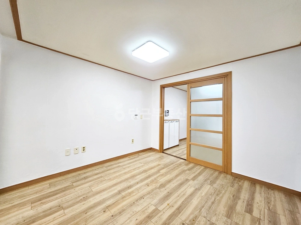서울특별시 강남구 논현동 원룸 사진 1