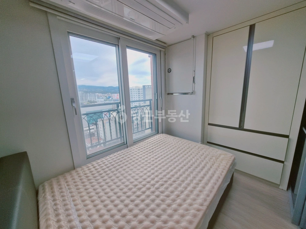 제주특별자치도 제주시 노형동 원룸 사진 1