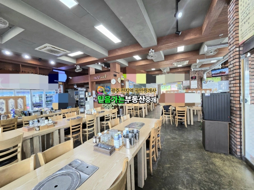 전남광주통합특별시 북구 용봉동 상가 사진 1