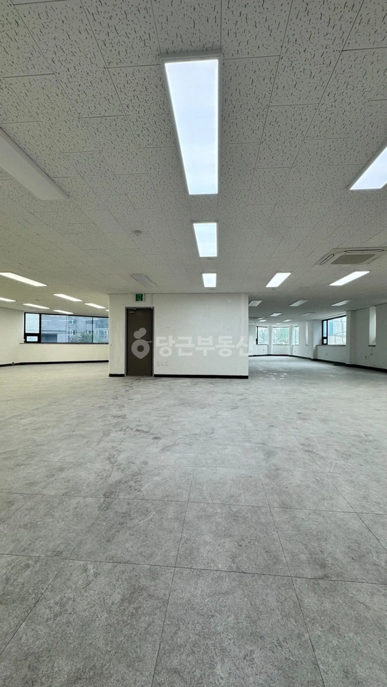 부산광역시 부산진구 연지동 상가 사진 1