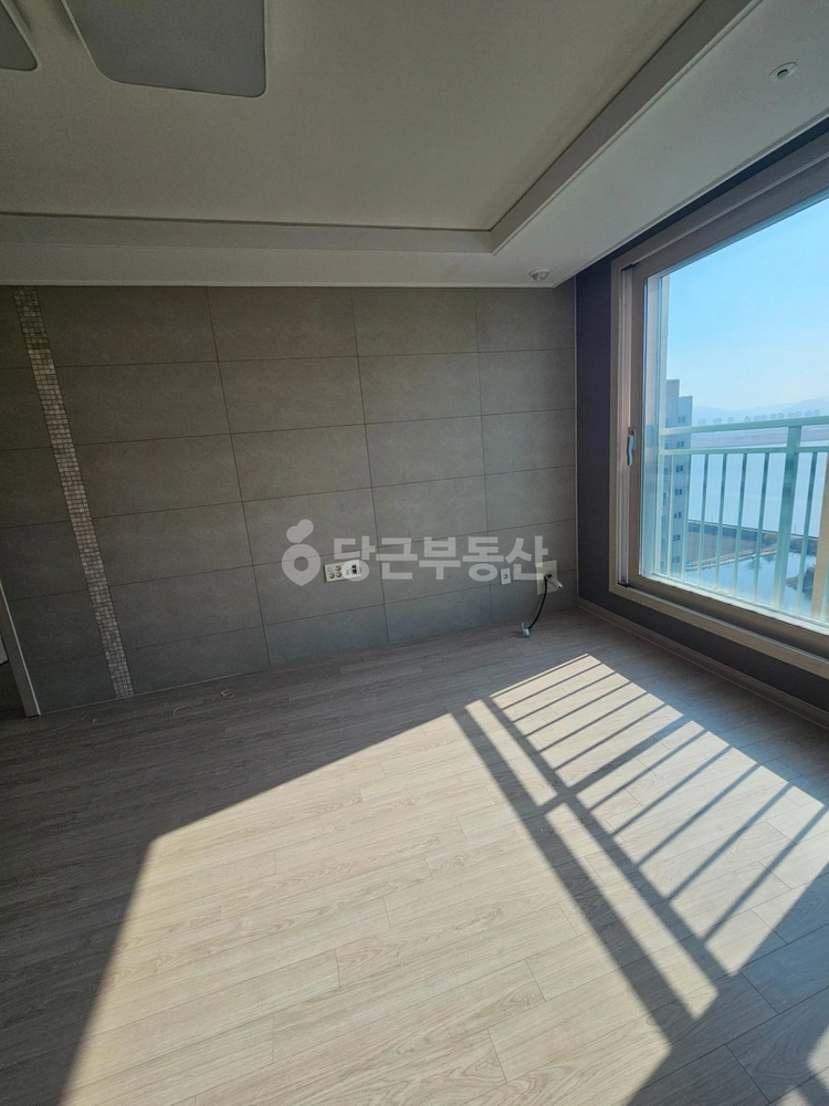 부산광역시 강서구 화전동 아파트 사진 1