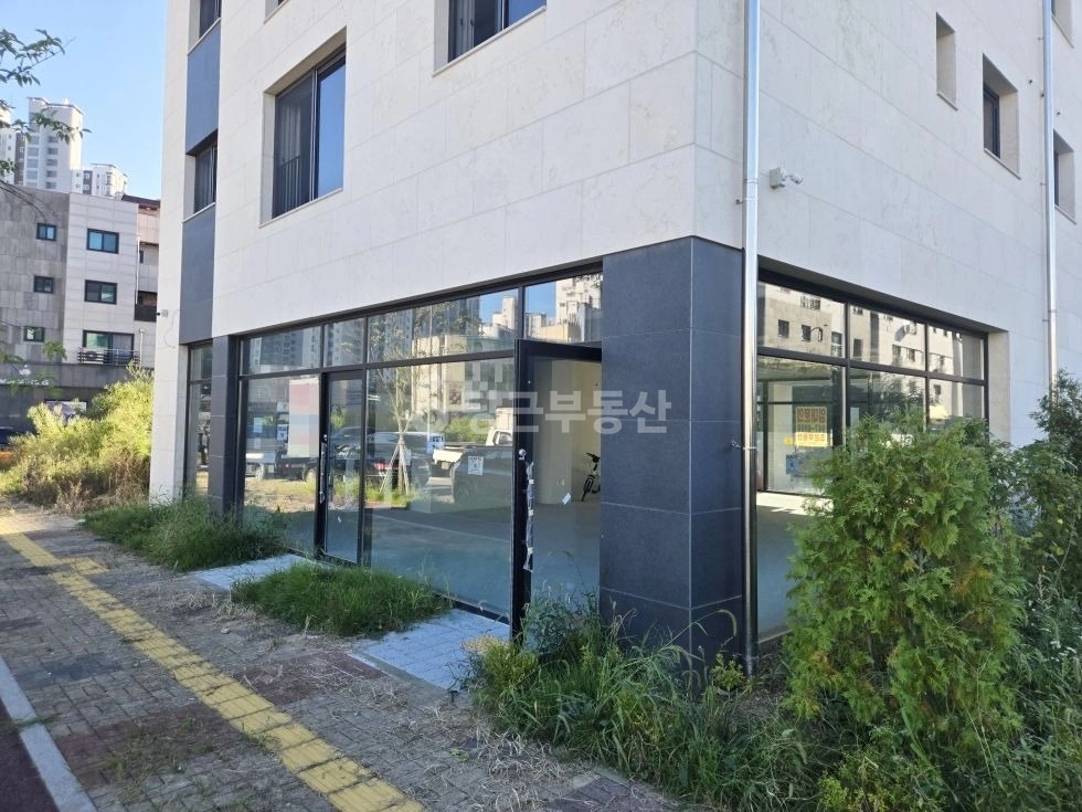 경기도 파주시 와동동 상가 사진 1