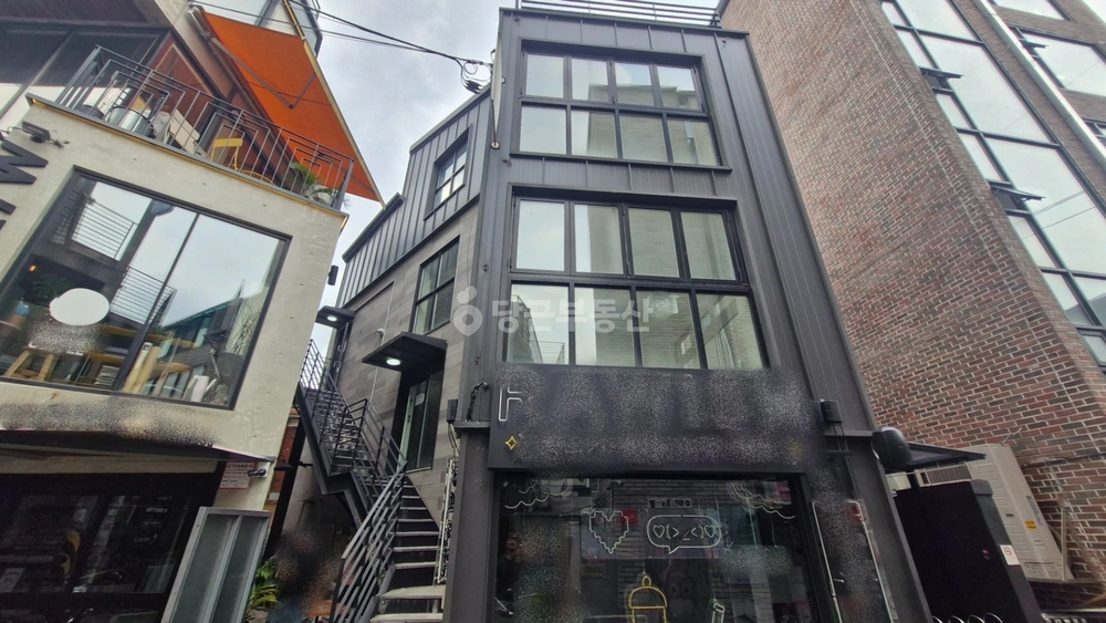 서울특별시 마포구 연남동 상가 사진 1