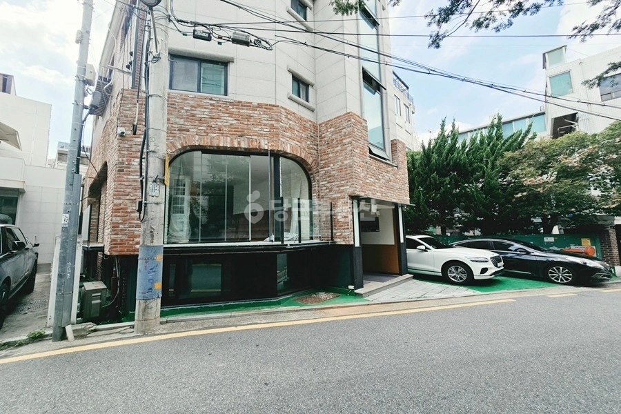 서울특별시 강남구 신사동 상가 사진 1