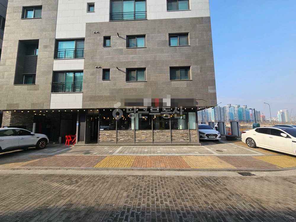 경기도 파주시 와동동 상가 사진 1