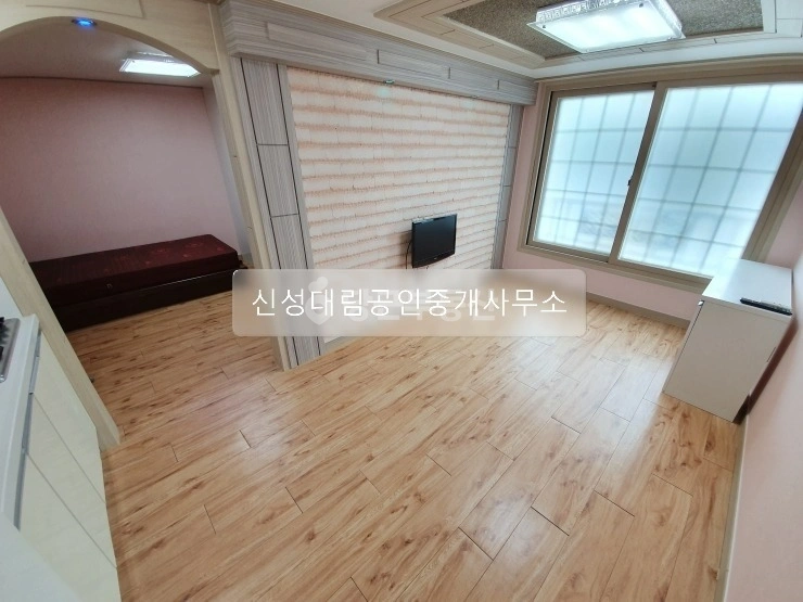 대전광역시 유성구 신성동 원룸 사진 1