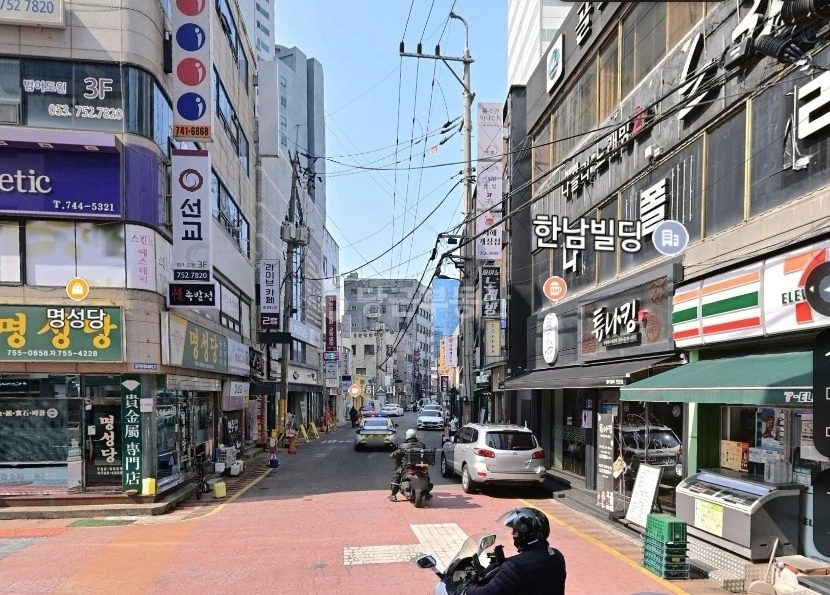 대구광역시 수성구 범어동 상가 사진 1
