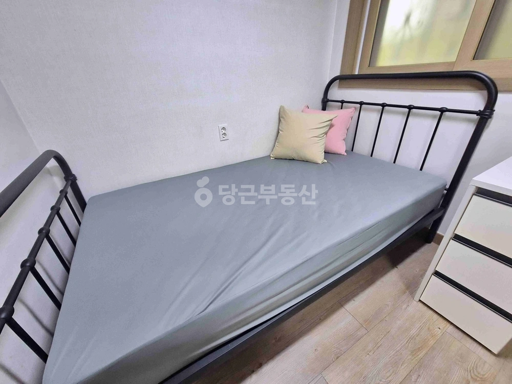 대전광역시 유성구 전민동 원룸 사진 1
