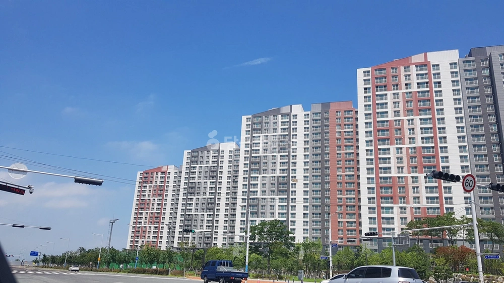 부산광역시 강서구 명지동 아파트 사진 1