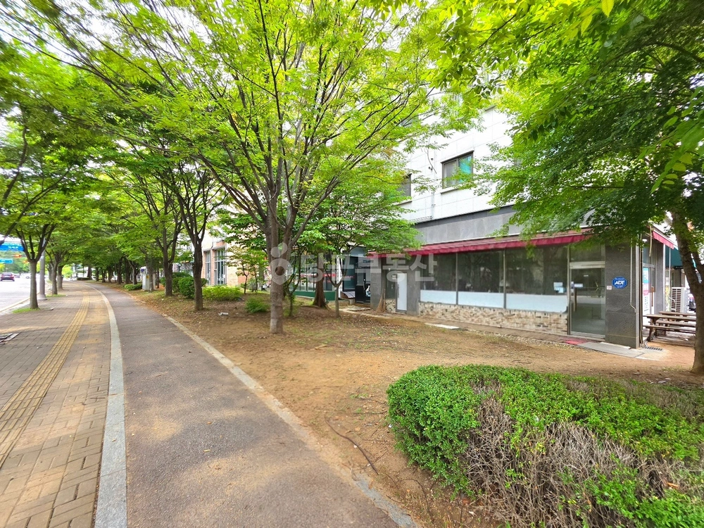 경기도 파주시 와동동 상가 사진 1