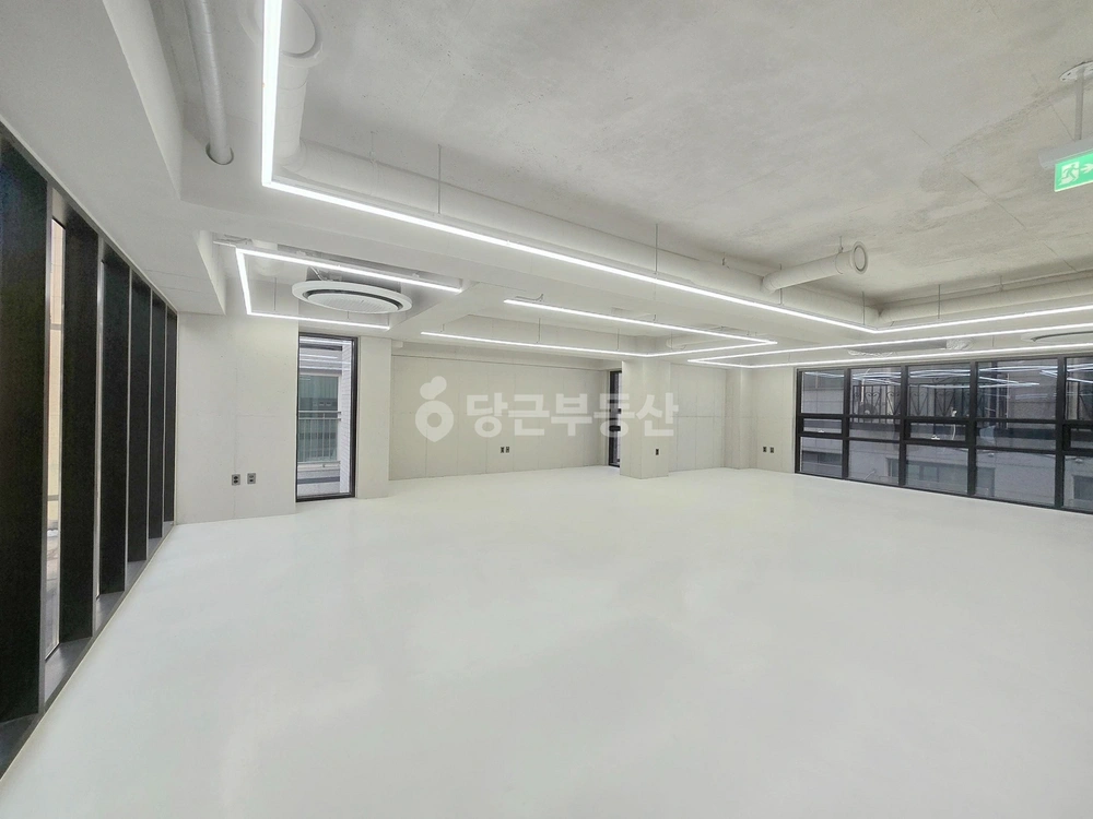 서울특별시 강남구 논현동 사무실 사진 1
