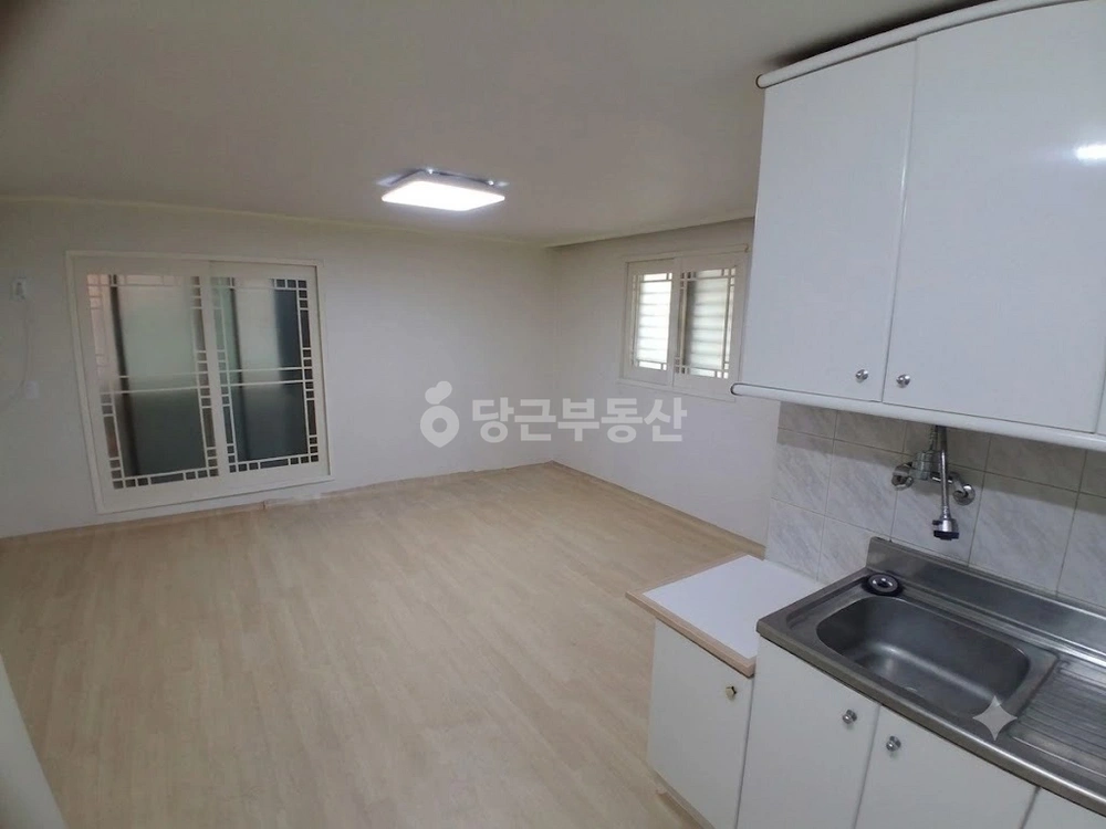 서울특별시 강남구 논현동 원룸 사진 1
