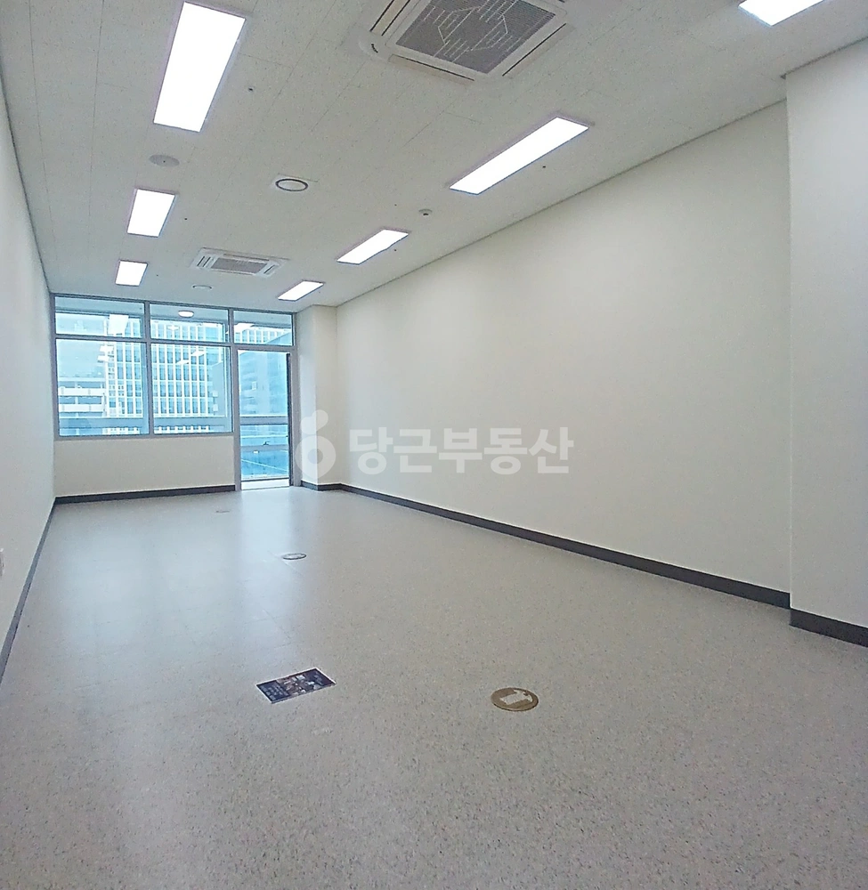 경기도 평택시 고덕동 사무실 사진 1
